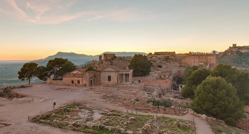 Valencia to Sagunto by Train: Times, Fares & Day-Trip Guide (2026)