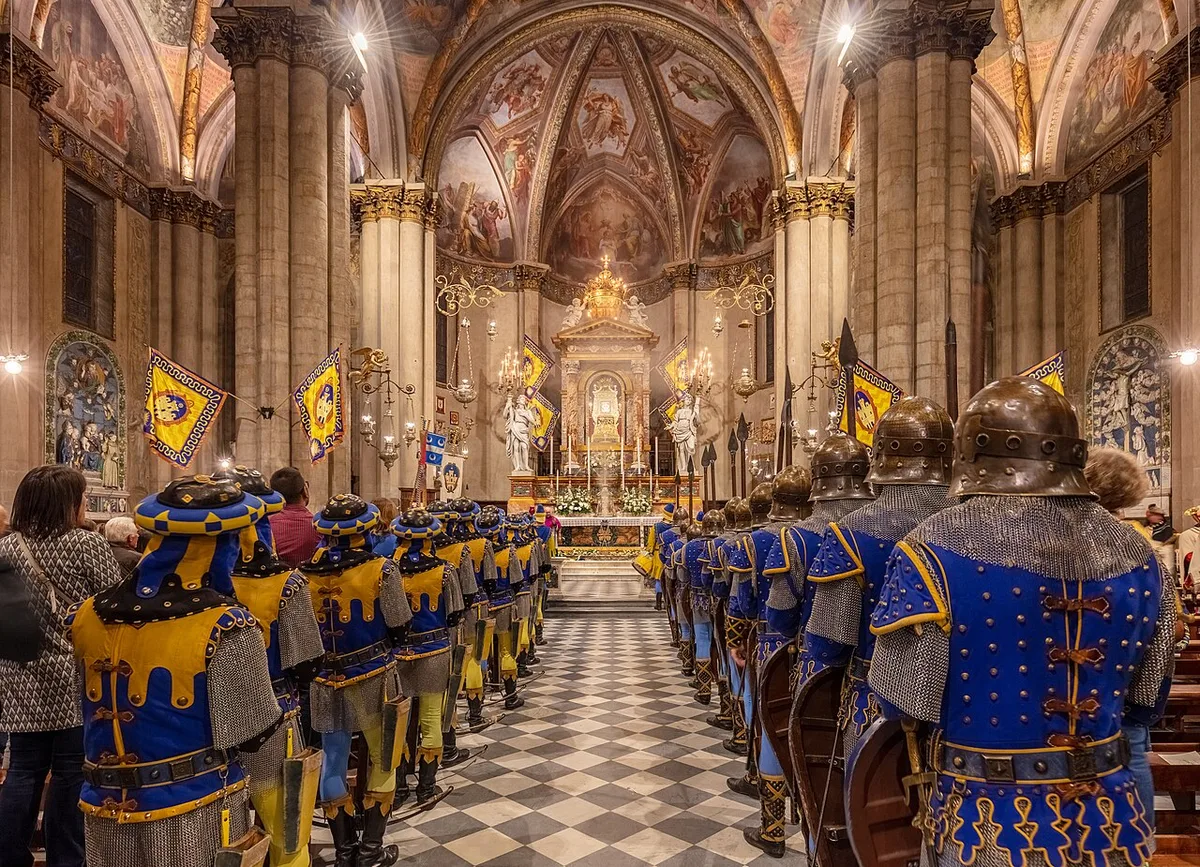 Catedral, Arezzo, Italia, 2022-09-17, DD 77-79 HDR