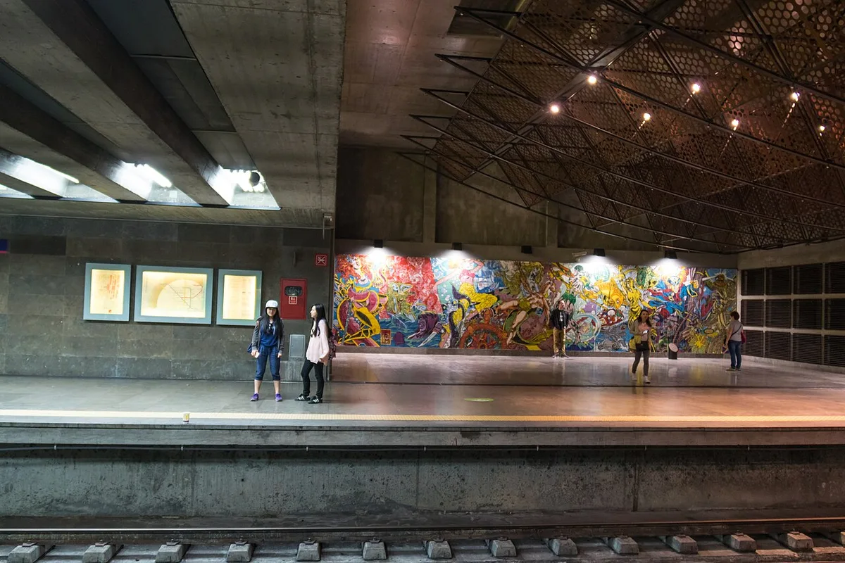 Lisbon and its transport surroundings — 2