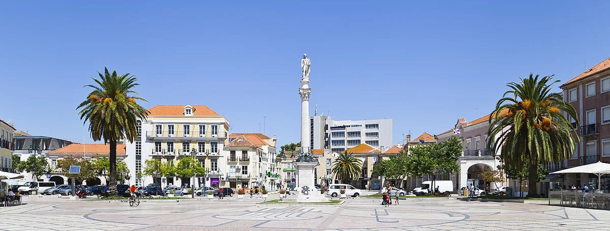 Plaza del ayuntamiento  Setúbal  Portugal  2012-08-17  DD 01 — 1