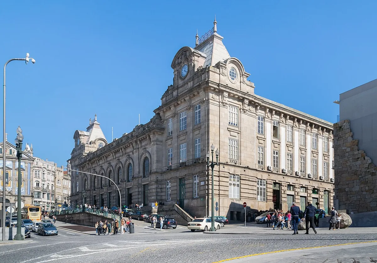 The stone facade of São Bento railway station in central Porto